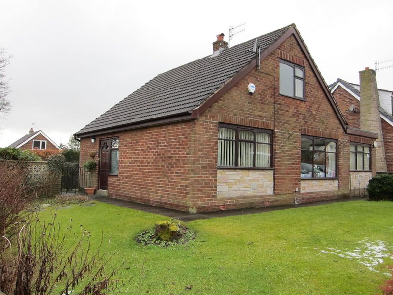 Hillside Way, Cowm Park, Whitworth - A 3/4 BEDROOMED DORMER STYLE DETACHED FAMILY HOME SET IN WONDERFUL LANDSCAPED GARDENS 
